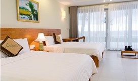 Beach Front With Private Garden Beach Front With Private Garden