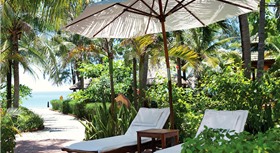 LĂNG CÔ BEACH RESORT LĂNG CÔ BEACH RESORT