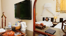 LĂNG CÔ BEACH RESORT LĂNG CÔ BEACH RESORT