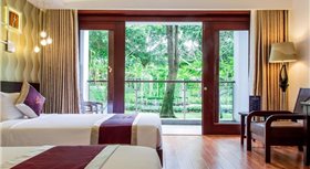 Carmelina Beach Resort