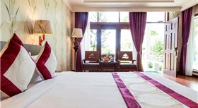 Carmelina Beach Resort