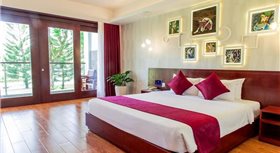 Carmelina Beach Resort