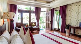 Carmelina Beach Resort