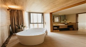 Khách sạn Fusion Suites Vũng Tàu