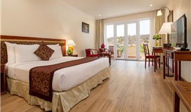 Deluxe Cozy (Ko kê dc giường) Deluxe Cozy (Ko kê dc giường)
