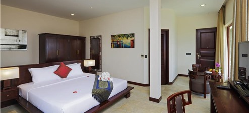 Deluxe Suite hướng biển (Deluxe Suite Sea View) Deluxe Suite hướng biển (Deluxe Suite Sea View)