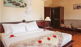 Bungalow trước biển (Beach Front Bungalow) Bungalow trước biển (Beach Front Bungalow)