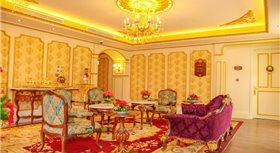 Khách sạn Dalat Palace