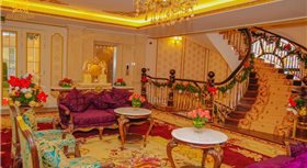 Khách sạn Dalat Palace