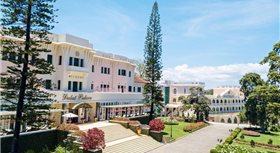Khách sạn Dalat Palace