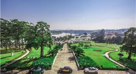 Khách sạn Dalat Palace