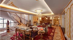 Khách sạn Dalat Palace