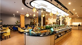 Khách sạn Ladalat