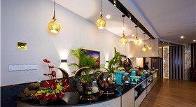 Khách sạn Ladalat