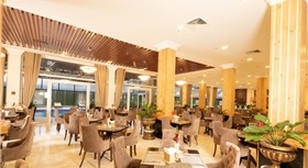 Khách sạn Ladalat