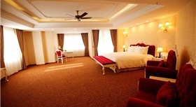 Khách sạn Ladalat