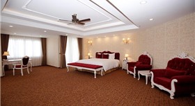 Khách sạn Ladalat