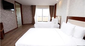 Khách sạn Ladalat