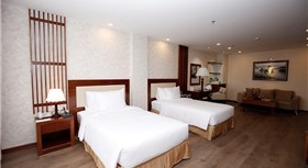 Khách sạn Ladalat