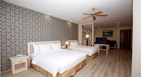 Khách sạn Ladalat