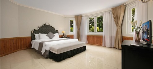 Deluxe hướng vườn