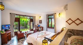 Hoi An Ancient House Village Resort and Spa