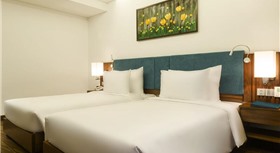 Khách sạn Maximilan Đà Nẵng