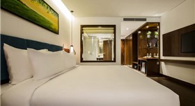 Khách sạn Maximilan Đà Nẵng