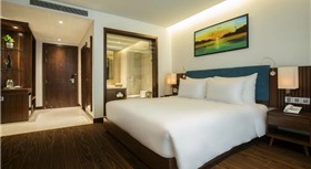 Khách sạn Maximilan Đà Nẵng