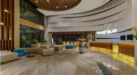 Khách sạn Maximilan Đà Nẵng