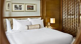 Khách sạn Paris Deli Danang Beach