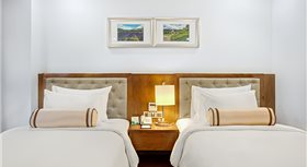 Khách sạn Paris Deli Danang Beach