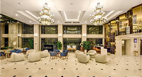 Khách sạn Paris Deli Danang Beach