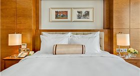 Khách sạn Paris Deli Danang Beach