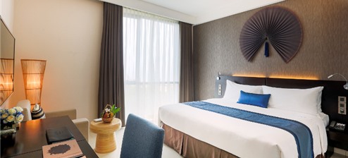 The Level Premium Partial Sea View