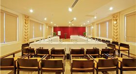 Olalani Resort & Condotel