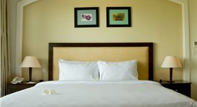 Olalani Resort & Condotel