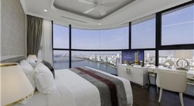 Melia Vinpearl Danang Riverfront