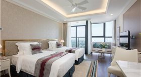 Melia Vinpearl Danang Riverfront