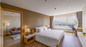 Zen Diamond Suites Hotel