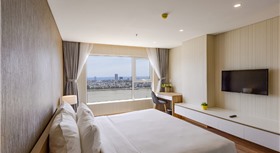 Zen Diamond Suites Hotel