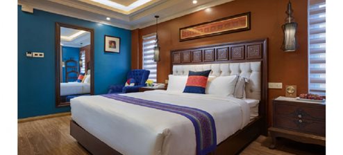 Phòng Deluxe Giường Đôi Có Ban Công