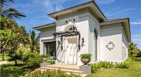 Melia Vinpearl Cua Sot Beach Resort