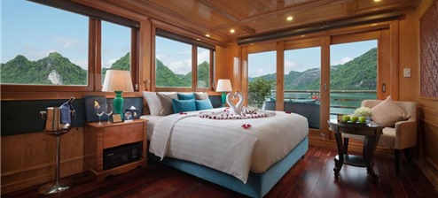 Suite Diamond Với Ban Công Riêng