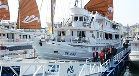 Paradise Luxury Sails Cruise