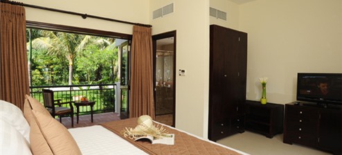 Boong ga lô Diamond nhìn ra vườn