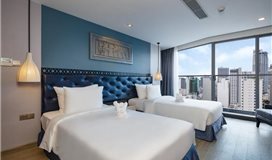 Premier có cửa sổ (Premier With Window)