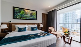 Phòng Executive Nhìn Ra Cảnh Thành Phố