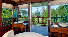 L’Alyana Ninh Van Bay