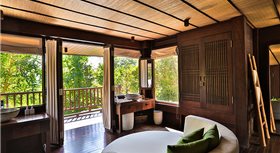 L’Alyana Ninh Van Bay